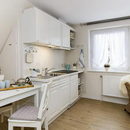 Strandlaeufernest Lejlighed *