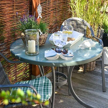 Strandlaeufernest Lejlighed